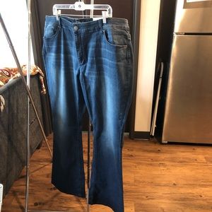 Universal Threads new jeans 22w